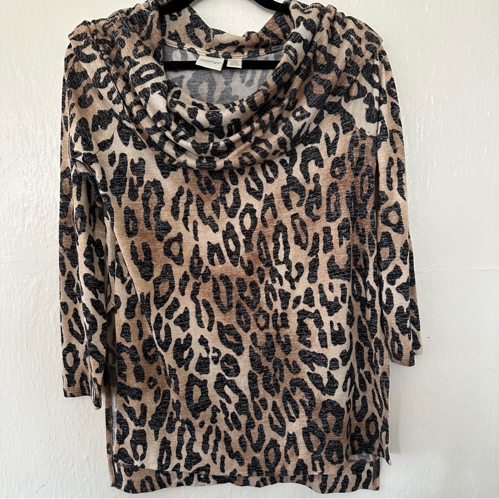 Chico’s Zenergy Tunic Lightweight Sweater Small EUC